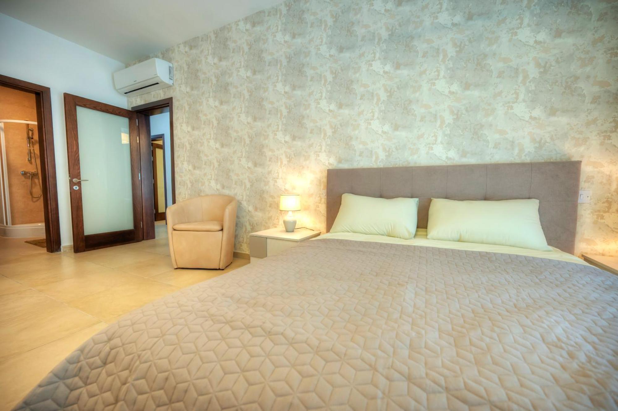 Fort Cambridge Apartments Sliema Buitenkant foto