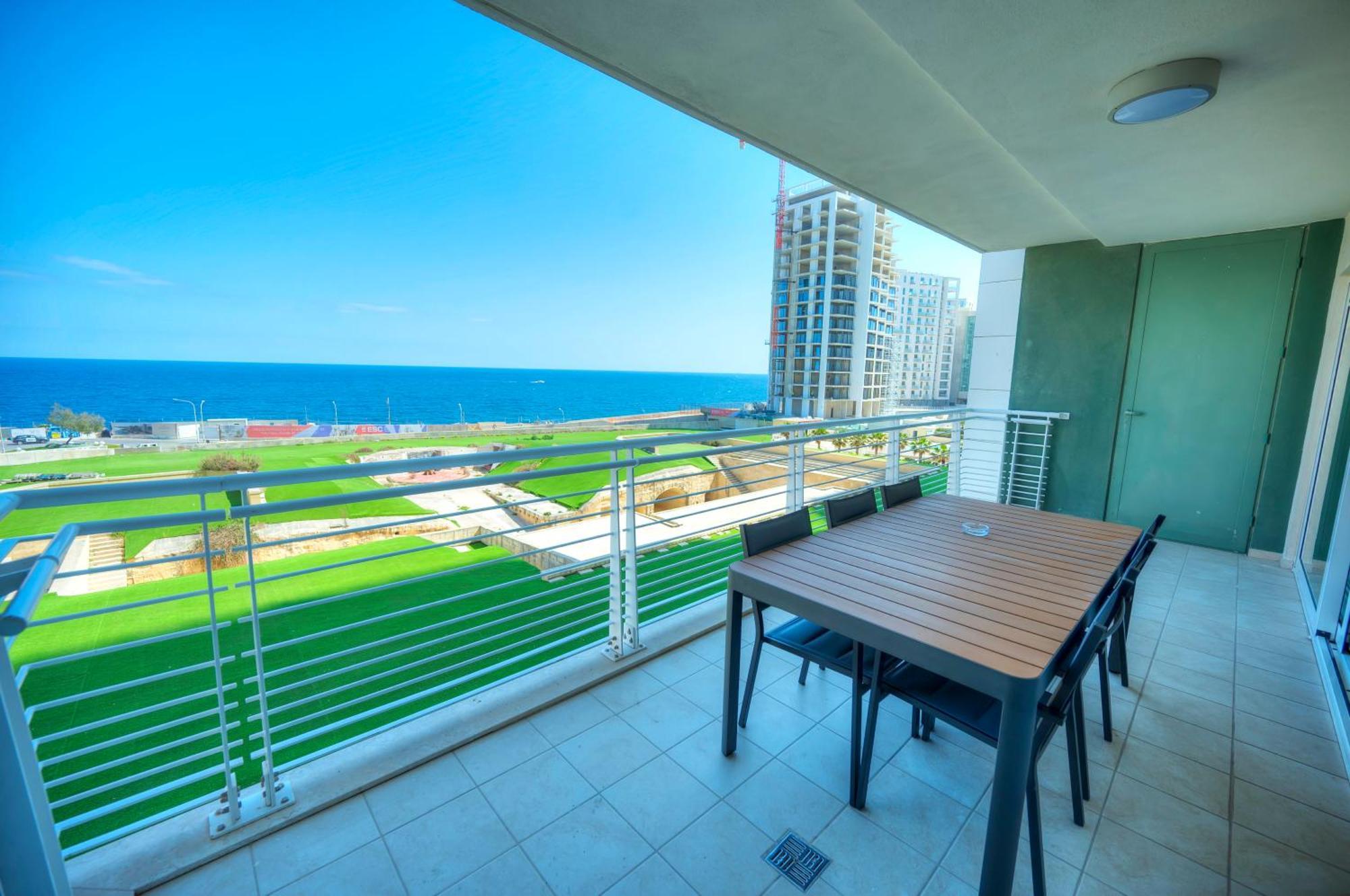 Fort Cambridge Apartments Sliema Buitenkant foto
