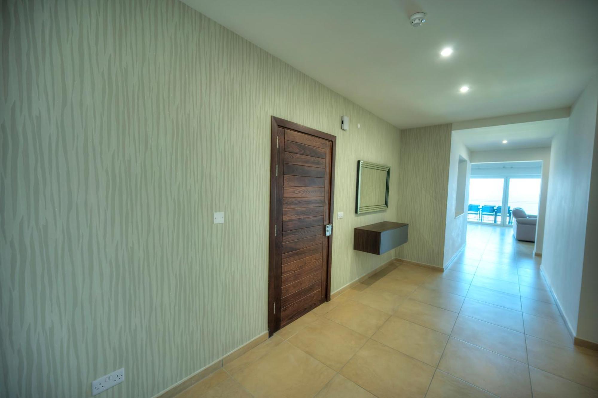 Fort Cambridge Apartments Sliema Buitenkant foto