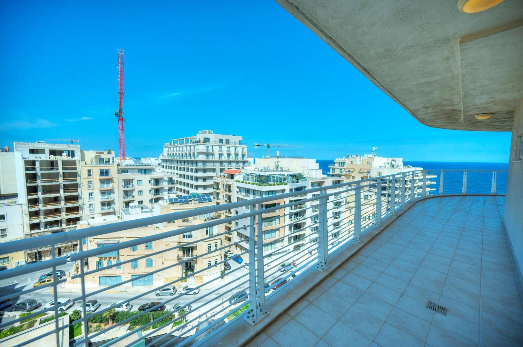 Fort Cambridge Apartments Sliema Buitenkant foto