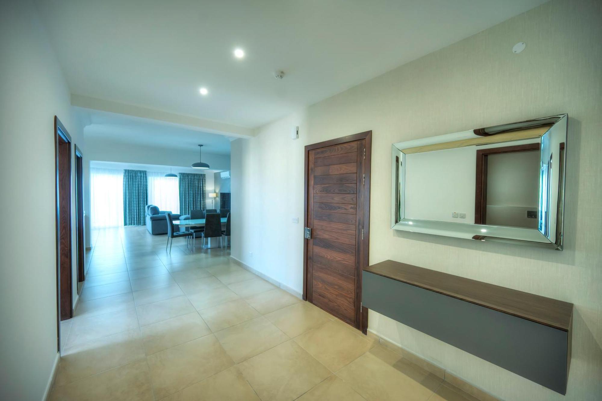 Fort Cambridge Apartments Sliema Buitenkant foto
